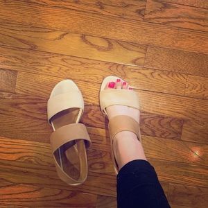 COCLICO tan and cream wedges!